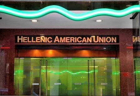 ΕΚΤΑΚΤΟ: Επίθεση με βαριοπούλες στην ελληνοαμερικανική ένωση